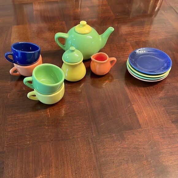 Schylling Retro Fiesta Style Childs Ceramic China Tea Set - Picture 4 of 15